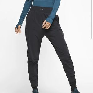 Nike Bliss  Pants